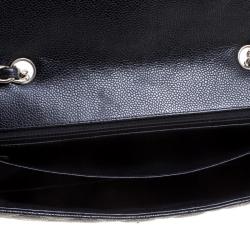 Pre Owned حقيبة شانيل قلاب كلاسيك جامبو جلد كافيار مبطنة سوداء