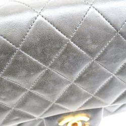 Pre Owned Chanel Black Lambskin Medium Double Flap Shoulder Bag