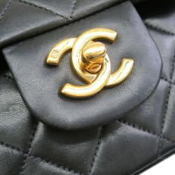 Pre Owned Chanel Black Lambskin Medium Double Flap Shoulder Bag