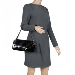 مملوكة مسبقًا Chanel Black Patent Leather Push Lock Accordion Flap Bag