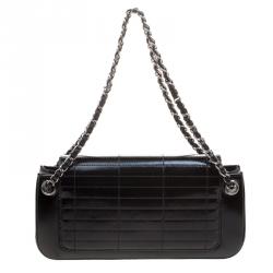 مملوكة مسبقًا Chanel Black Patent Leather Push Lock Accordion Flap Bag