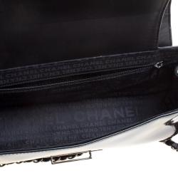 مملوكة مسبقًا Chanel Black Patent Leather Push Lock Accordion Flap Bag