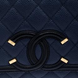مملوكة مسبقًا حقيبة شانيل قلاب CC جلد كافيار مبطنة سوداء/ زرقاء