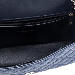 مملوكة مسبقًا حقيبة شانيل قلاب CC جلد كافيار مبطنة سوداء/ زرقاء