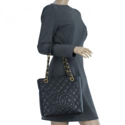 مملوكة مسبقًا Chanel Black Caviar Petite Shopping Tote