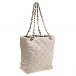 Pre Owned Chanel Grey Quilted Leather CC Bucket Bag