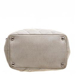 Pre Owned Chanel Grey Quilted Leather CC Bucket Bag