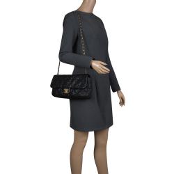 Pre Owned حقيبة كتف شانيل كلاسيك جلد كافيار أسود مبطن بحياكة عريضة بقلاب