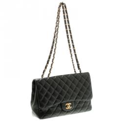 مملوكة مسبقًا Chanel Black Quilted Caviar Leather Jumbo Classic Single Flap Bag