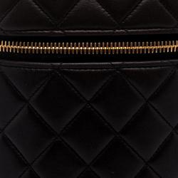 مملوكة مسبقًا Chanel Dark Brown Quilted Leather Vanity Case