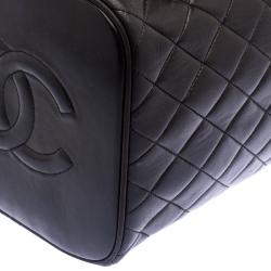 مملوكة مسبقًا Chanel Dark Brown Quilted Leather Vanity Case