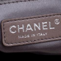Pre Owned Chanel Turquoise Quilted Jersey Bubble Hobo