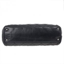 Pre Owned Chanel Black Quilted Bubble Jumbo Flap