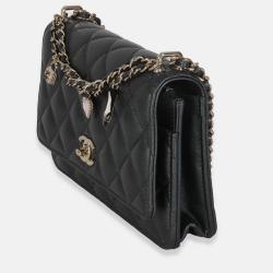 Pre Owned Chanel Black Pearly Quilted Lambskin Charms Wallet On Chain