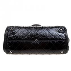 مملوكة مسبقًا حقيبة كتف شانيل قلاب قفل متعاكس جلد لامع مبطن سوداء