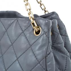 مملوكة مسبقًا Chanel Grey Leather Quilted Shopper Tote