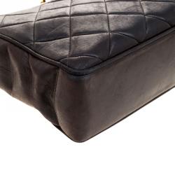 Pre Owned Chanel Black Quilted Leather Vintage Classic Shoulder Bag
