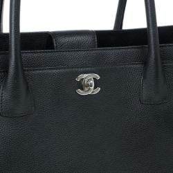 مملوكة مسبقًا Chanel Black Jumbo Black Caviar Leather Executive Cerf Tote