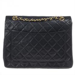 مملوكة مسبقًا Chanel Black Classic Lambskin Small Double Flap Shoulder Bag