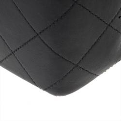 مملوكة مسبقًا Chanel Black Classic Lambskin Small Double Flap Shoulder Bag