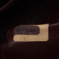 مملوكة مسبقًا Chanel Black Classic Lambskin Small Double Flap Shoulder Bag