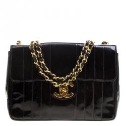 مملوكة مسبقًا Chanel Black Vertical Quilted Patent Leather XL Jumbo Classic Flap Bag