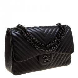 مملوكة مسبقًا Chanel Black Leather Chevron Jumbo Classic Double Flap Bag