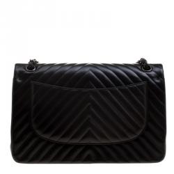 مملوكة مسبقًا Chanel Black Leather Chevron Jumbo Classic Double Flap Bag