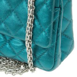 مملوكة مسبقًا Chanel Blue Metallic Lambskin Reissue 2.55 Double Flap Shoulder Bag