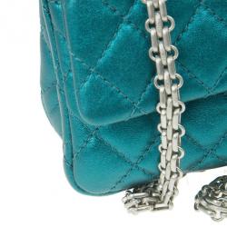 مملوكة مسبقًا Chanel Blue Metallic Lambskin Reissue 2.55 Double Flap Shoulder Bag