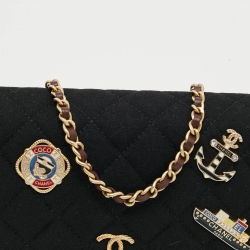 Pre Owned Chanel Paris-Hamburg Runway Black Quilted Fabric Wallet On Chain