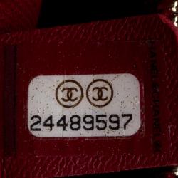 Pre Owned Chanel Red Chevron Quilted Leather Small Coco Top Handle Bag