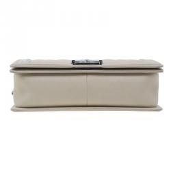 مملوكة مسبقًا Chanel Beige Leather Large Quilted Stitched Boy Bag