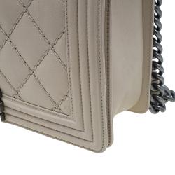 مملوكة مسبقًا Chanel Beige Leather Large Quilted Stitched Boy Bag