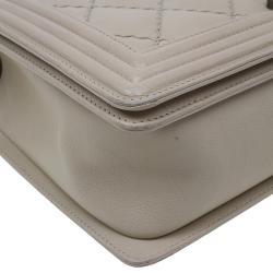 مملوكة مسبقًا Chanel Beige Leather Large Quilted Stitched Boy Bag