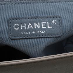 مملوكة مسبقًا Chanel Beige Leather Large Quilted Stitched Boy Bag