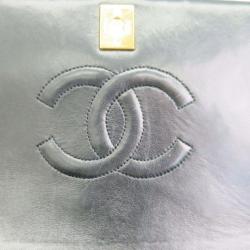 Pre Owned Chanel Black Lambskin Single Flap Shoulder Bag