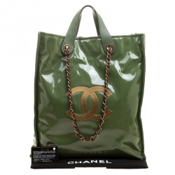 مملوكة مسبقًا حقيبة شوبر جلد أخضر لامع 