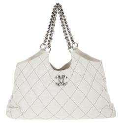 Pre Owned Chanel White Lambskin Hobo