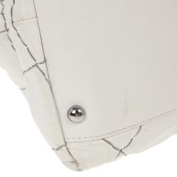 Pre Owned Chanel White Lambskin Hobo