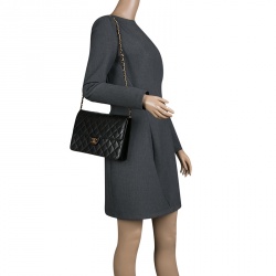 Pre Owned حقيبة شانيل قلاب كلاسيك فينتدج متوسطة جلد مبطنة سوداء