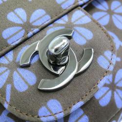 مملوكة مسبقًا Chanel Brown Nylon Four Leave Clover Single Flap Shoulder Bag