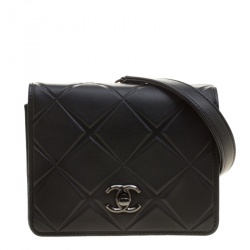 مملوكة مسبقًا حقيبة شانيل قلاب ميني بروبلر جلد سوداء
