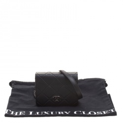 مملوكة مسبقًا حقيبة شانيل قلاب ميني بروبلر جلد سوداء