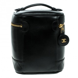 مملوكة مسبقًا حافظة شانيل فنيتي جلد سوداء