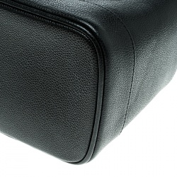 Pre Owned Chanel Black Caviar Leather Vanity Case