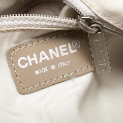 مملوكة مسبقًا Chanel Beige Nylon Small Vintage CC Travel Line Shoulder Bag    