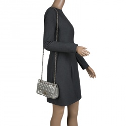 Pre Owned حقيبة يد شانيل نيو ميني كلاسيك بقلاب واحد جلد مبطن سوداء 