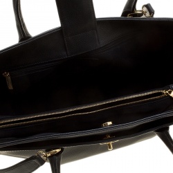 مملوكة مسبقًا Chanel Black Leather Cerf Tote