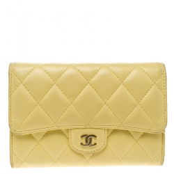 Pre Owned محفظة شانيل جلد أصفر مبطن بقلاب